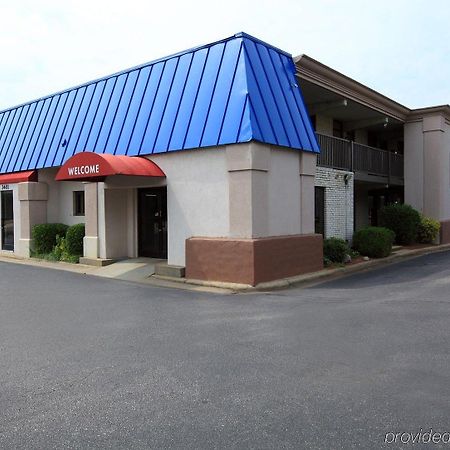 Americas Best Value Inn North Capital Роли Экстерьер фото